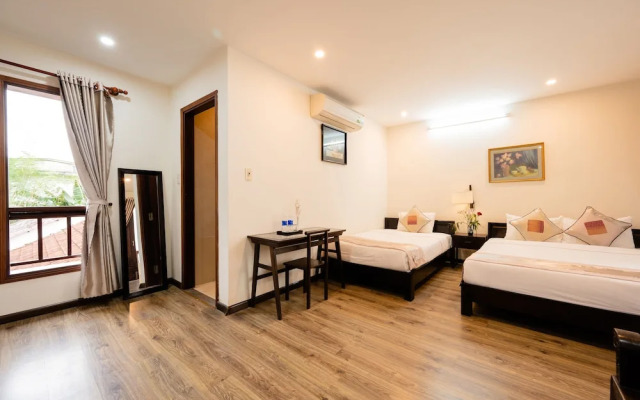 B'Lan Riverside Villa