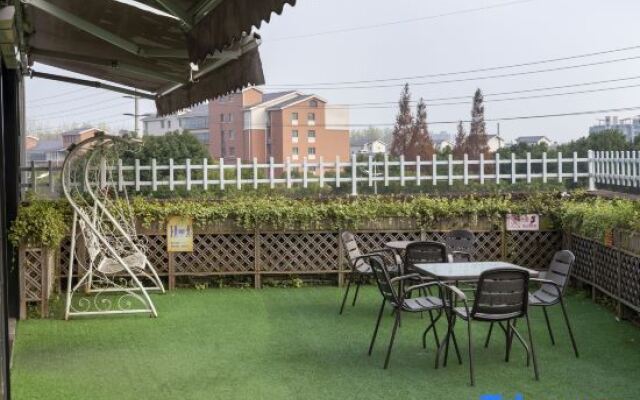 Shankee Hotel (Shanghai Jiading North Subway Station Yongjing Road)