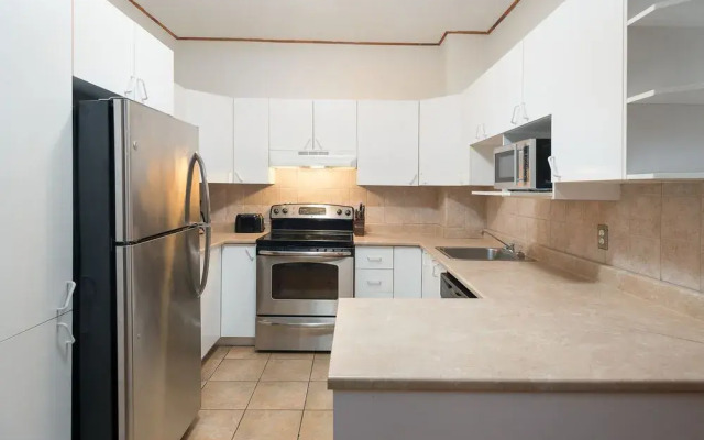 Artsy 4BR in Downtown MTL by Sonder