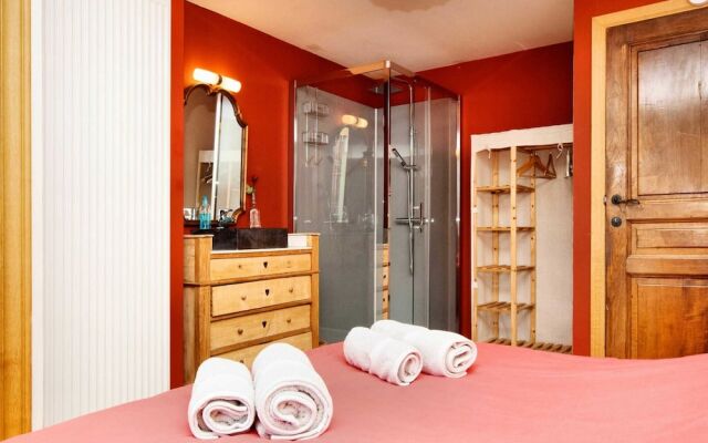 Magnificent Holiday Home in Baronville With Heated Pool & Billiards