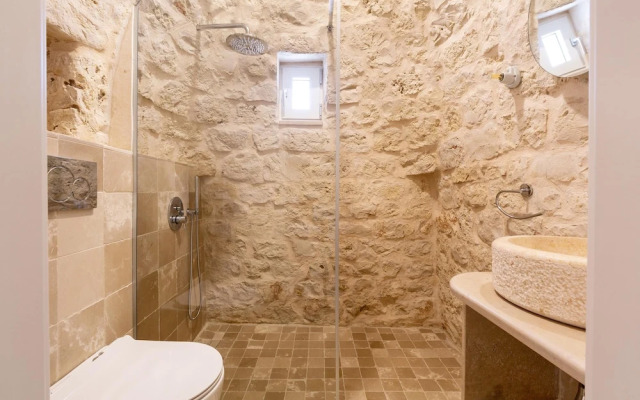 3360 Trulli Pangi by Perle di Puglia