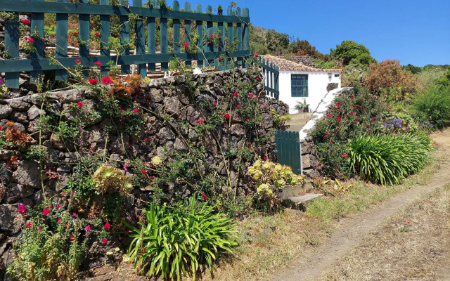 VV Casa Bastina "by henrypole home"