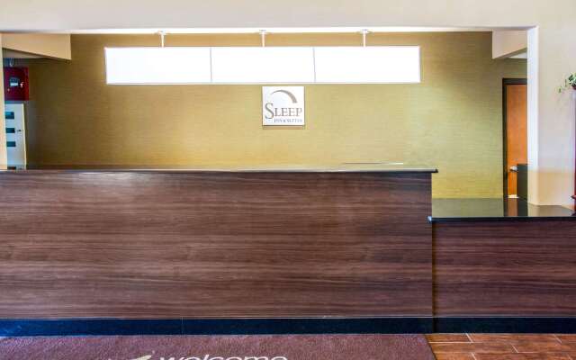 Sleep Inn & Suites Oregon - Toledo