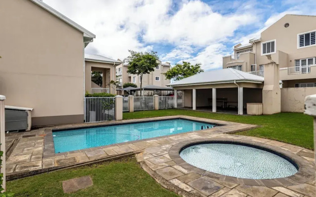 Modern Executive Unit