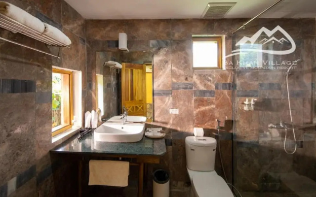 Ba Khan Village Resort