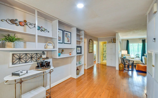 Spacious Montgomery Home ~ 3 Mi to Downtown!