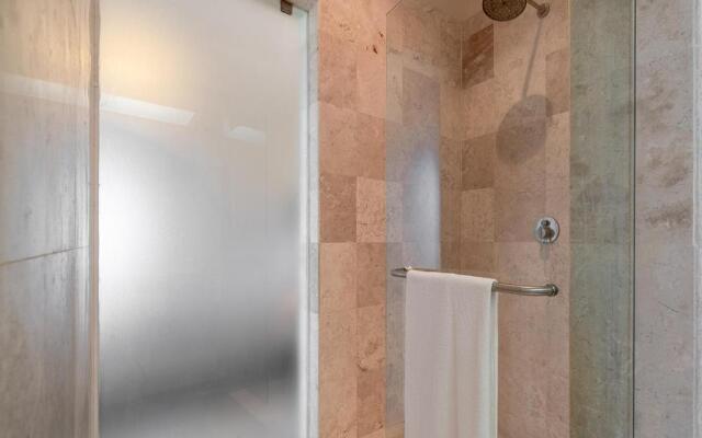 Condo Surf 407 - Beachfront Oceanview 1 Bedroom Condo Rental - at El Faro condos