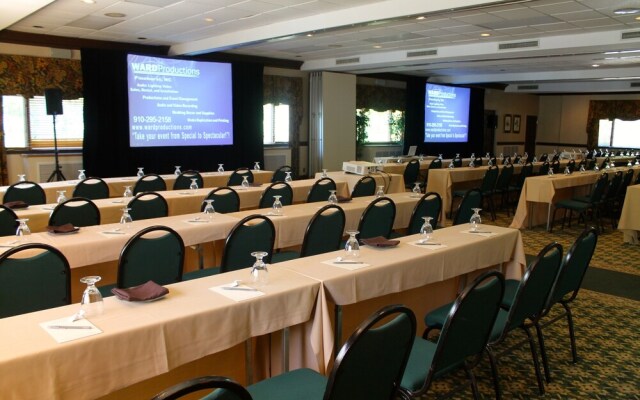 Mid Pines Inn & Golf Club
