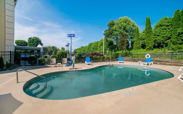 Comfort Inn Asheville Airport