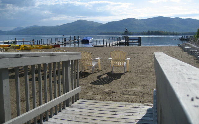 Golden Sands Resort On Lake George