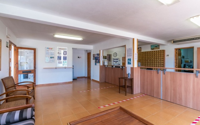 Vista Blanes Apartments
