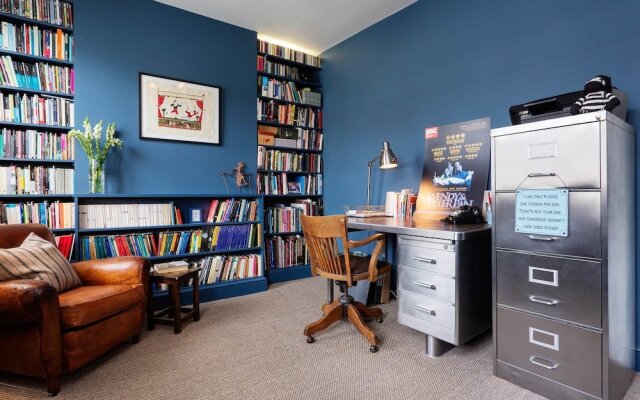 Veeve - Modern Cottage