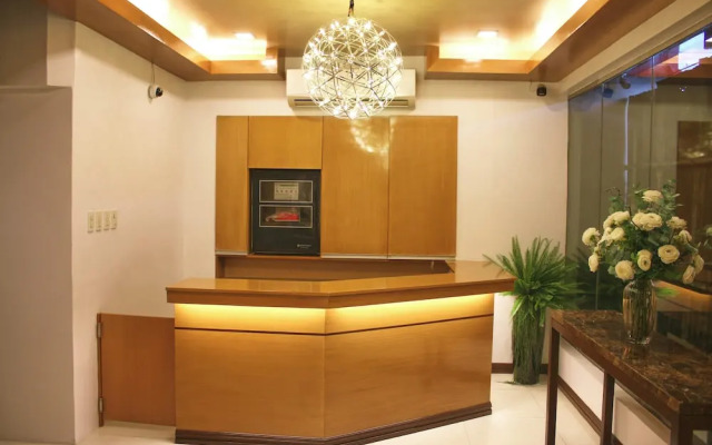 LuxeLite Suites Pasay