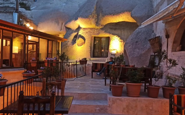 Adelya Cave Hotel