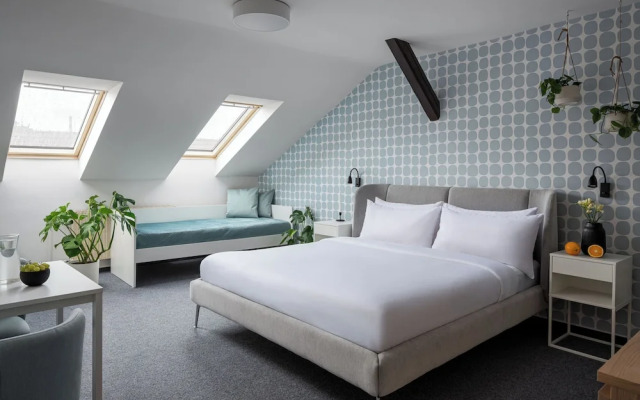 Riverside Hotel by Goodnite cz