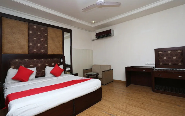 The Grand Hotel by OYO Rooms