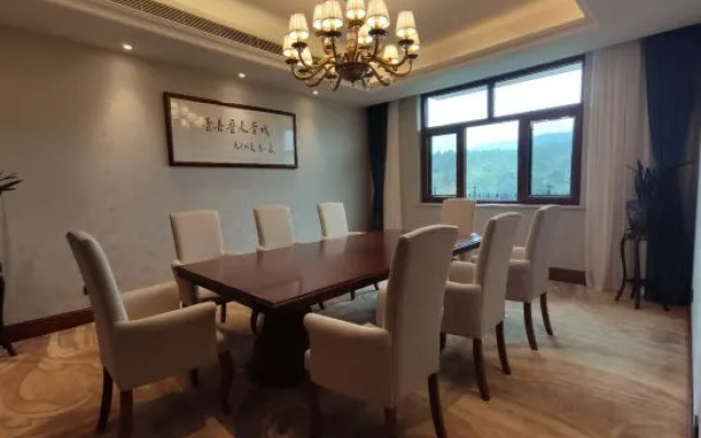 Fengcheng International Hotel