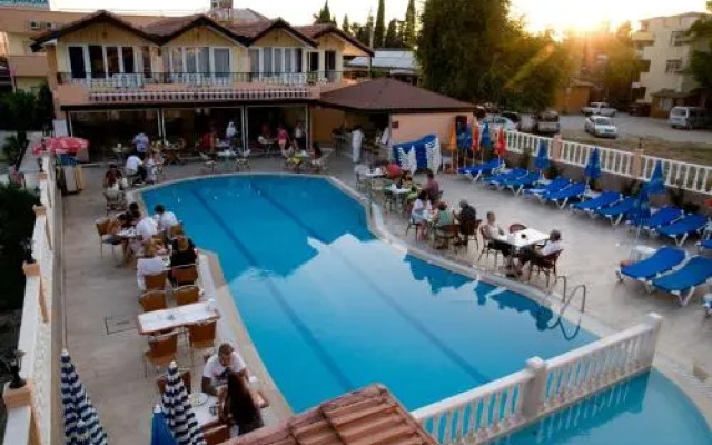 Urban Hip Hotels - Ashanti