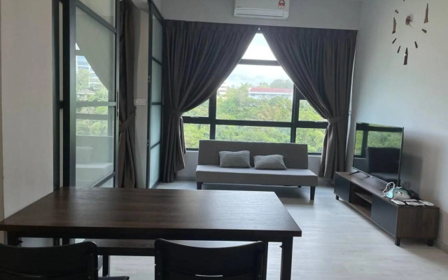J Suites, Jesselton Quay 2 Bedrooms Condo