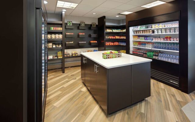 Embassy Suites by Hilton Detroit Troy Auburn Hills