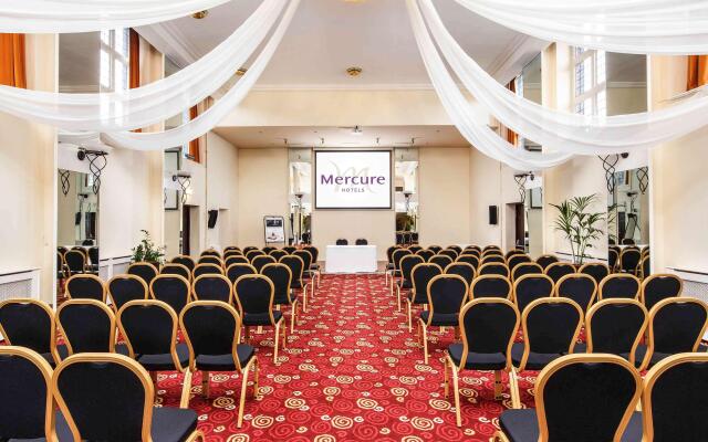 Mercure Leeds Parkway Hotel