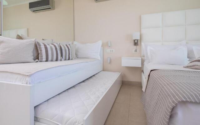 Big Blue De Lux Studio Apartman