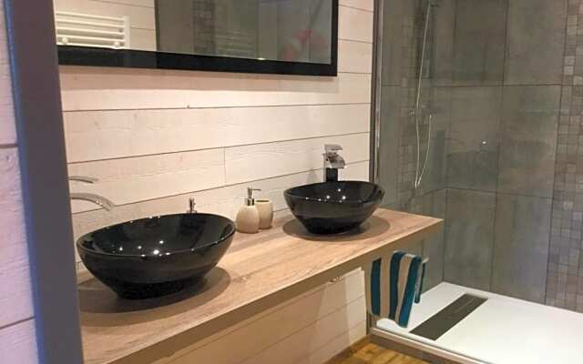 Au Coeur Des Pres Sales