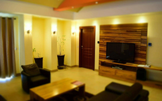 Roots Hotel Apartment