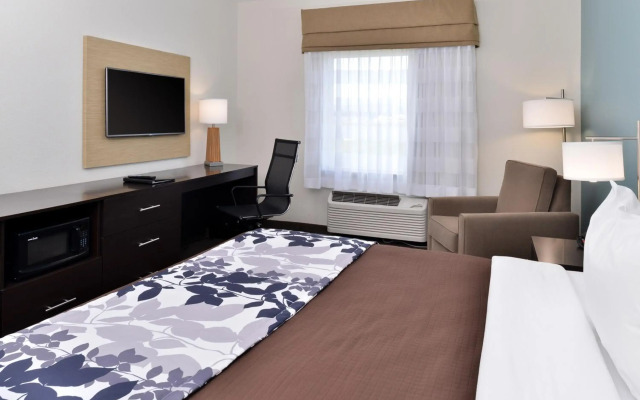 Sleep Inn & Suites