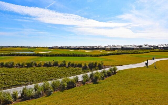 4-Bedroom Villa in Davenport Champions Gate-1610EMVDI