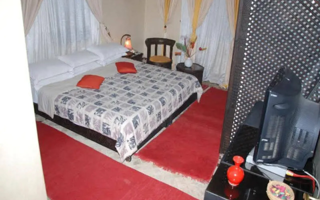 Villa Guest