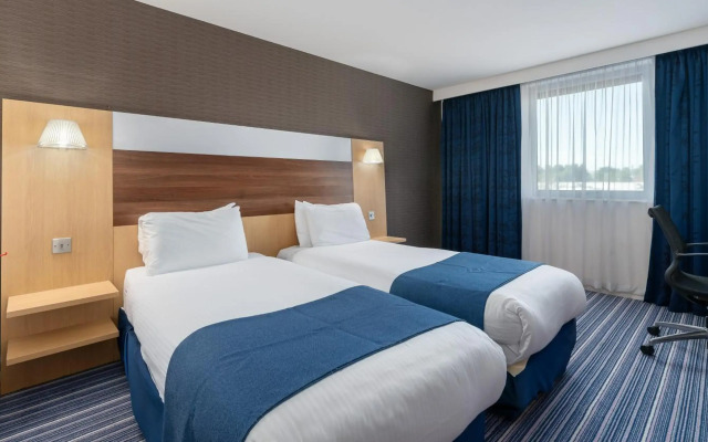 Holiday Inn Express Leigh - Sports Village by IHG
