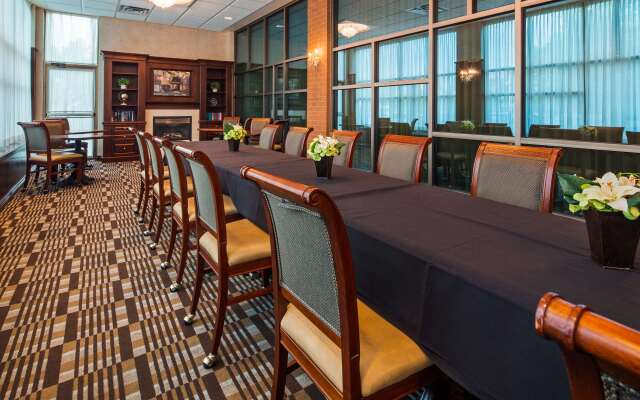 Best Western Plus The Arden Park Hotel