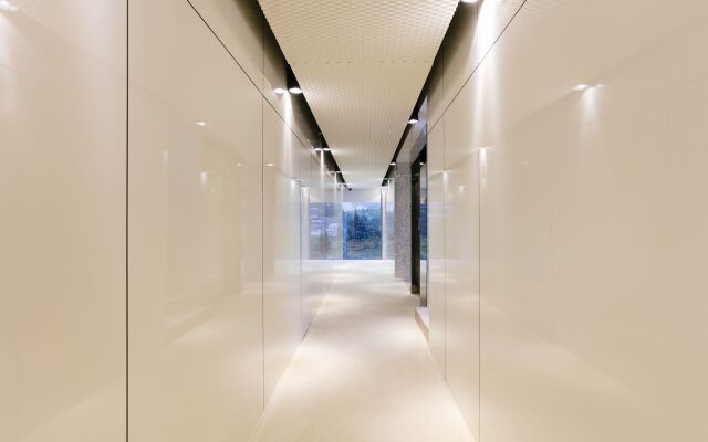 The Grove Design Hotel