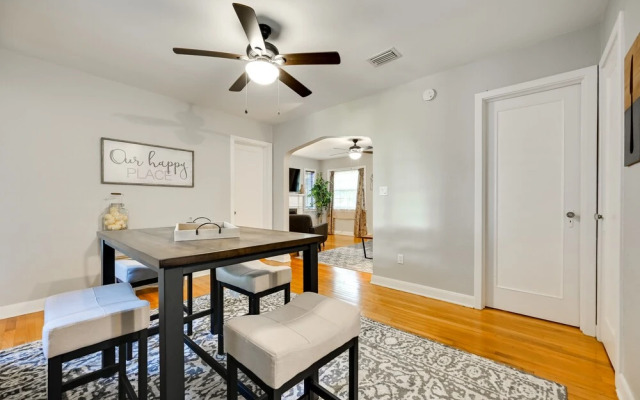 Winter Haven Abode Near Lakes & Attractions