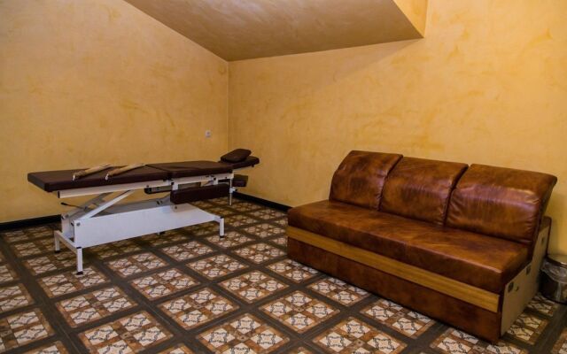 Malahovsky Ochag Hotel