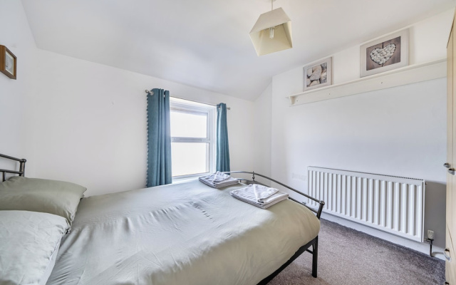 Stunning Sea View Blue Haven in Penmaenmawr