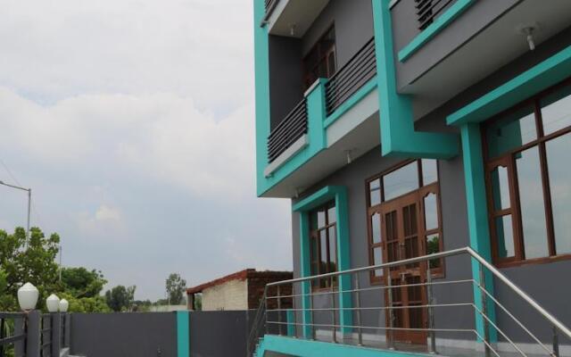 Avva Green Guest House