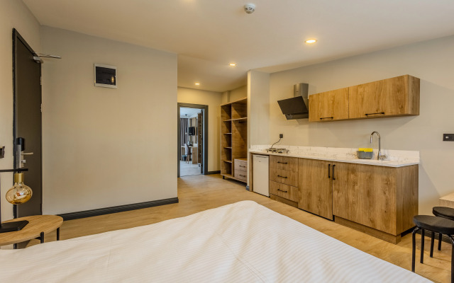 Leliko Suites