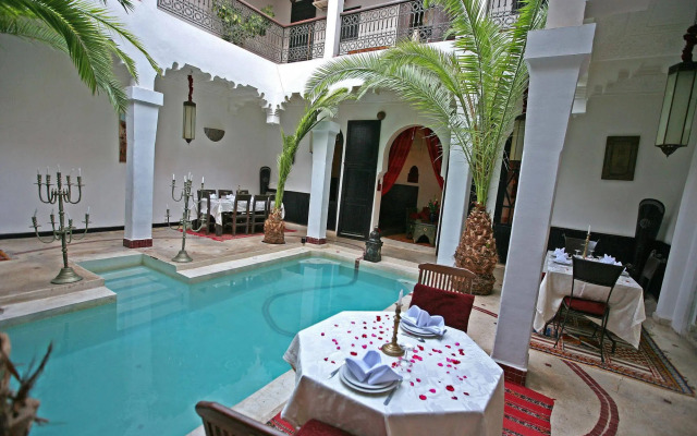 Riad Fabiola et Spa By La Siredrah