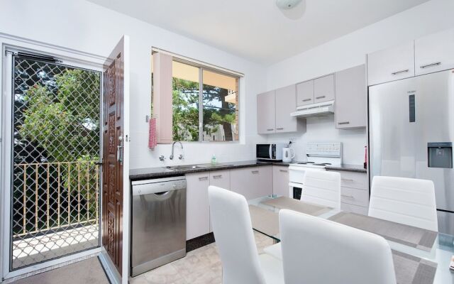 Mia Mia 7 - Shoal Bay