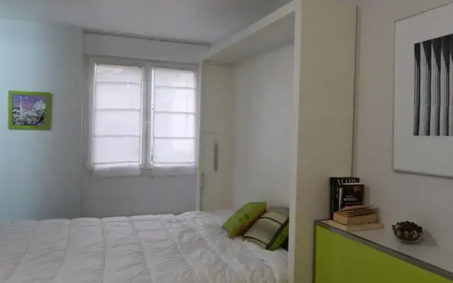 Apartment Paris - Voltaire