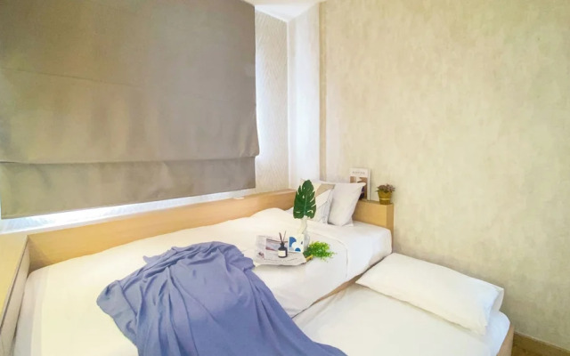 Modern Look 2Br At Puri Garden Apartment