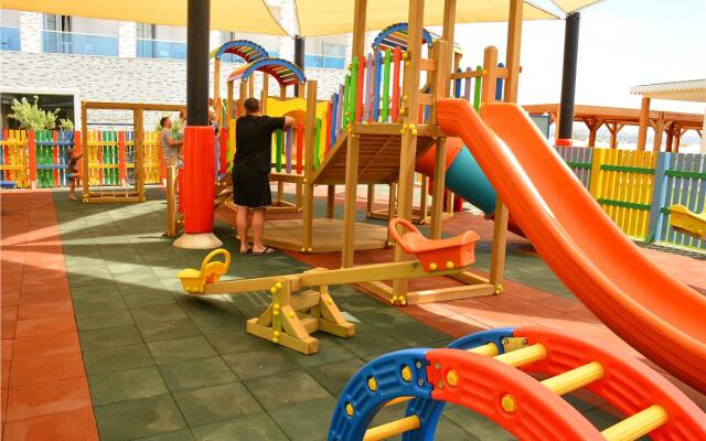 Water Side Resort & Spa