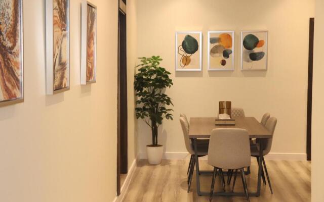 Thwary Hotel Suites