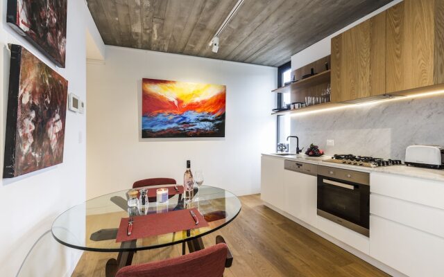 New 1 Bedroom Apt in the Heart of Surry Hills