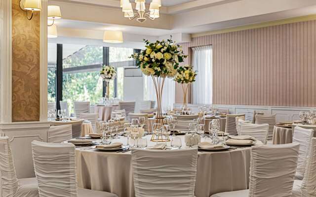 Ramada by Wyndham Slatina Parc