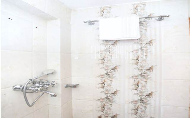 OYO 12796 Home Studios Hill View Solan