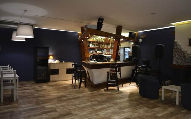 Capitan Hotel