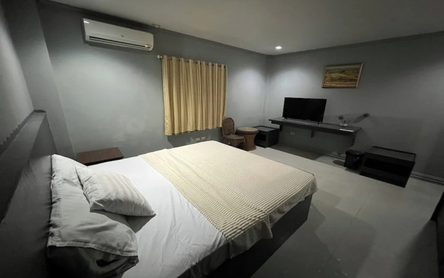 Garden Suite Hotel